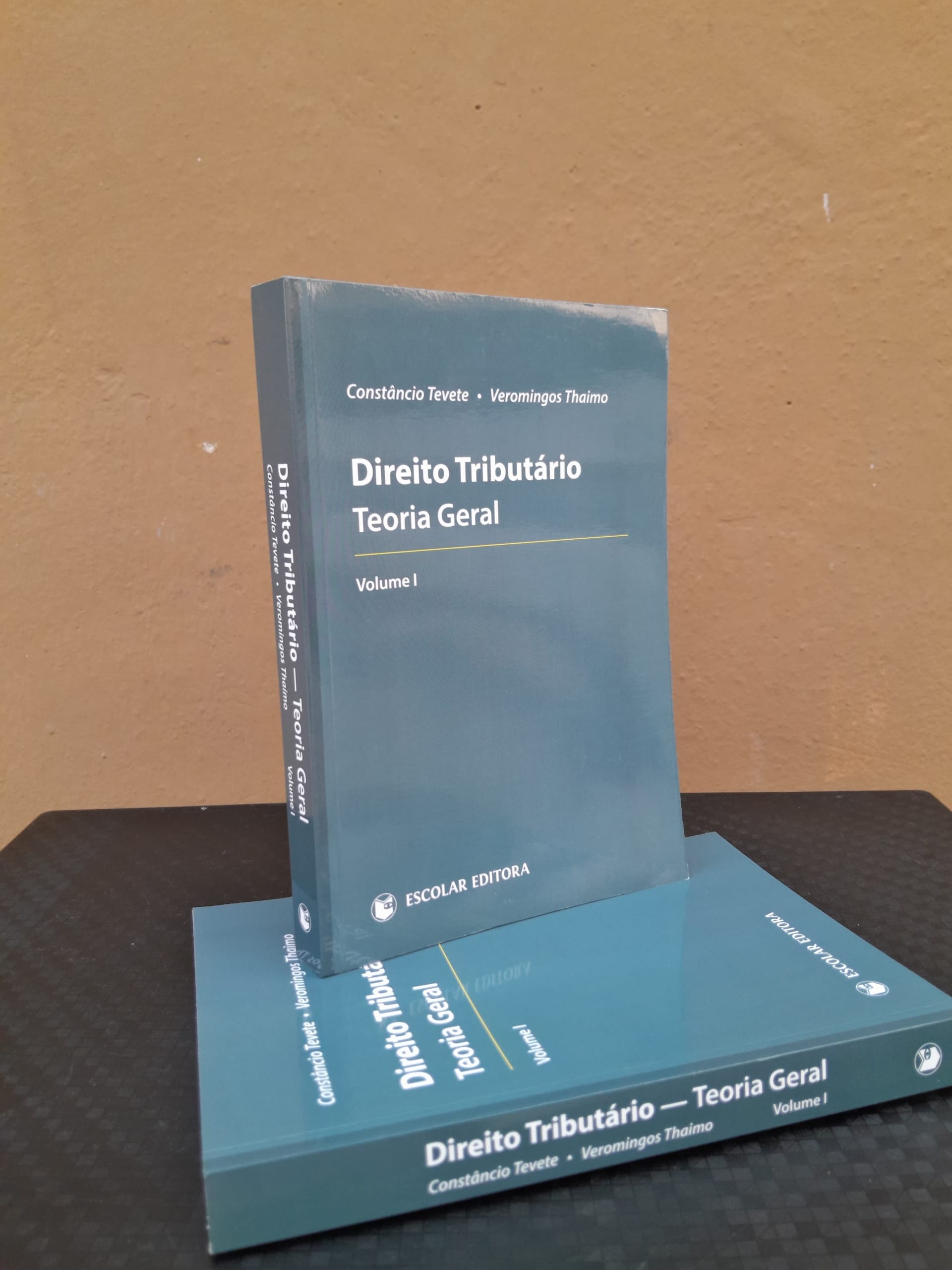 Direito Tributário: Teoria Geral - livro de Constâncio Tevete & Veromingos Thaimo - Imagem 2
