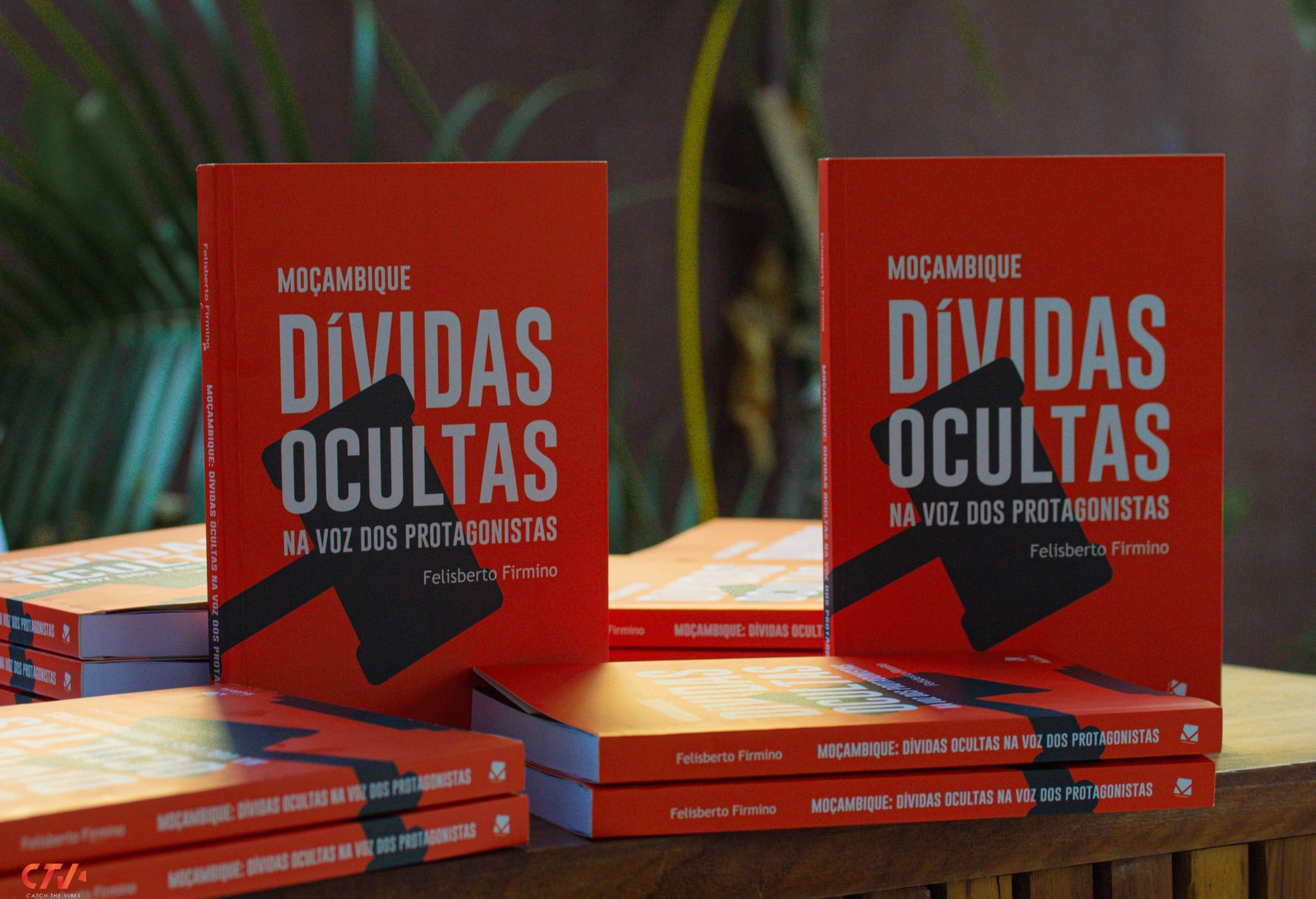 Moçambique: Dívidas Ocultas na Voz dos Protagonistas – livro de Felisberto Firmino